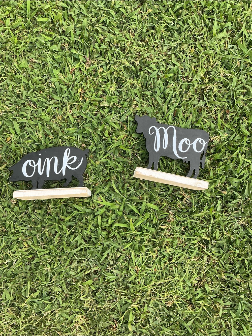 Source Unknown Black Farm Animal Card Holders with White Lettering